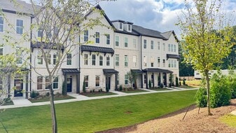 2594 Alcovy Trl NE in Marietta, GA - Building Photo