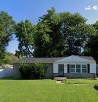 6624 Bucknell Rd in Bryans Road, MD - Building Photo