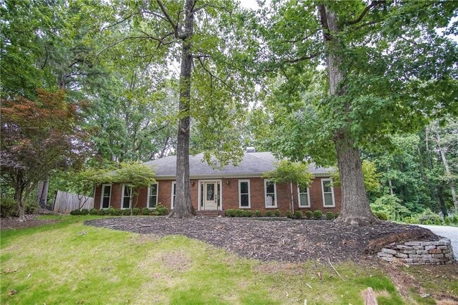 2344 Milstead Cir NE in Marietta, GA - Building Photo - Building Photo