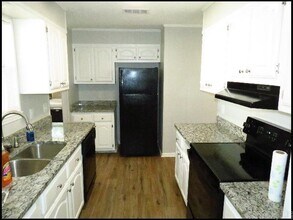 1403 S Schiller St in Little Rock, AR - Building Photo - Building Photo