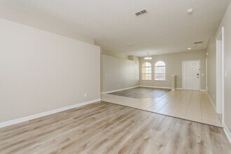 15321 Sandy Hook Ln in Clermont, FL - Foto de edificio - Building Photo