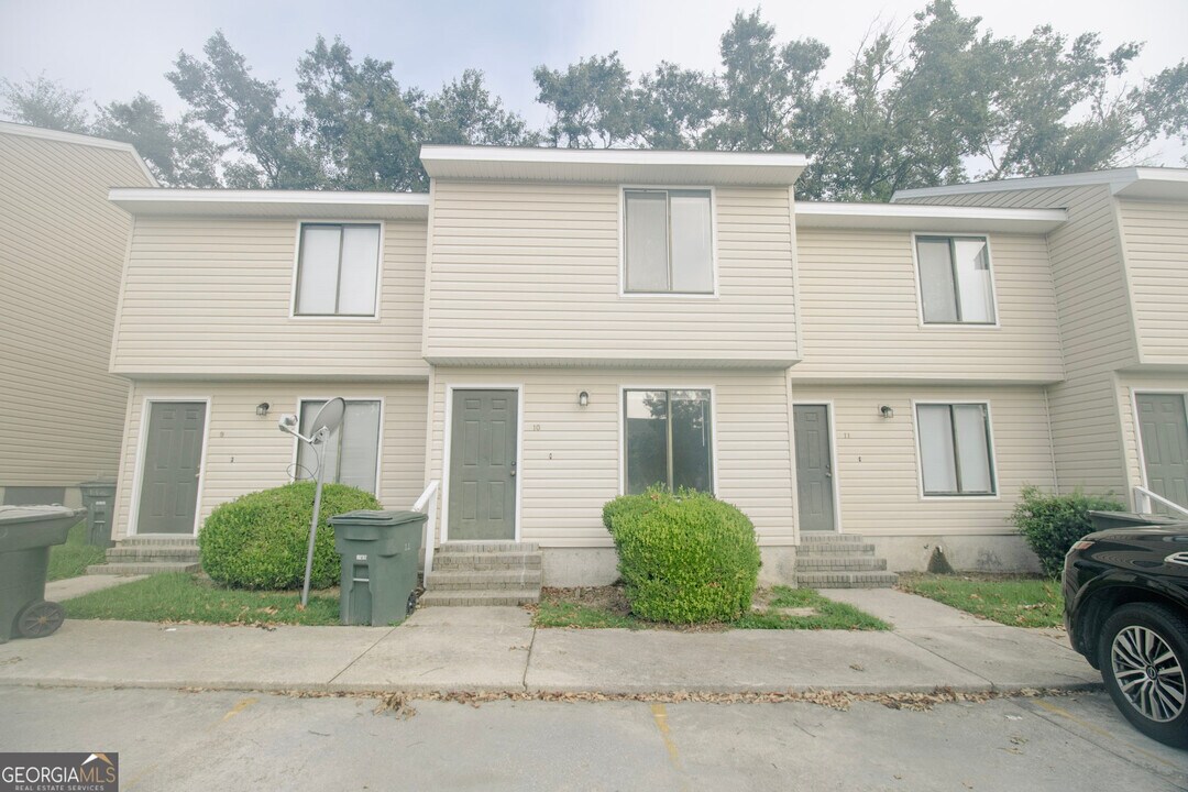 251 Knight Dr in Statesboro, GA - Building Photo