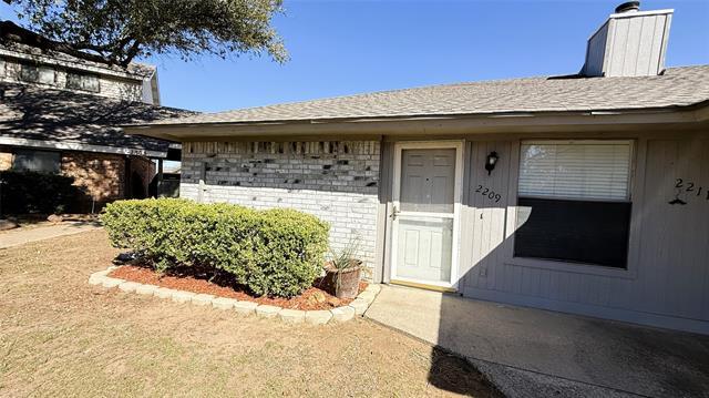 2209 Madrid Ct in Arlington, TX - Building Photo - Building Photo