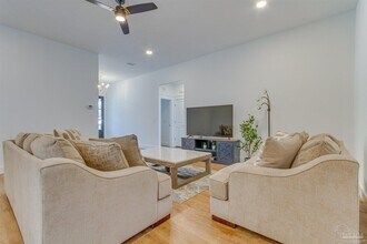 5439 Stage Coach Trail in Gulf Breeze, FL - Building Photo - Building Photo