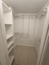 1125 NE 16th Pl, Unit 105 in Fort Lauderdale, FL - Foto de edificio - Building Photo