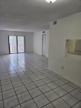 Miramar 6141 in Miramar, FL - Building Photo - Building Photo