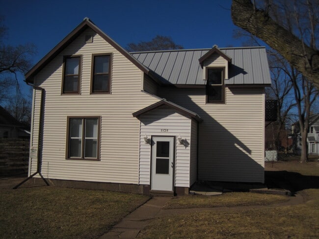 1138 E Madison St, Unit 1138, Unit 1138