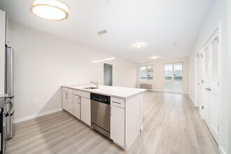 16 Bennett St in Jersey City, NJ - Building Photo - Building Photo