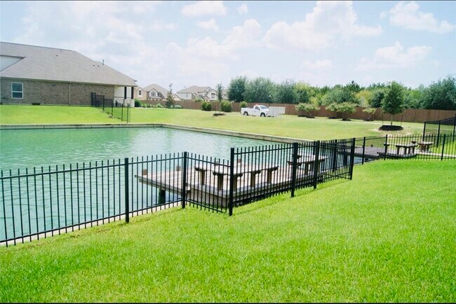 24319 Bello Everett Lake Dr in Katy, TX - Building Photo - Building Photo