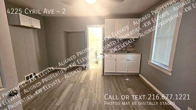 4225 Cyril Ave in Cleveland, OH - Foto de edificio - Building Photo