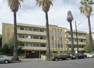 Rodney Apartments in Los Angeles, CA - Building Photo - Building Photo