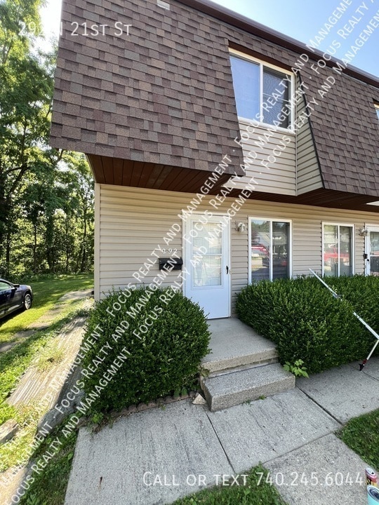 property at 292 N 21st St