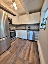 993 Massachusetts Ave in Arlington, MA - Building Photo - Building Photo
