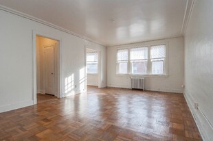 5646 Hobart St, Unit 4 in Pittsburgh, PA - Building Photo