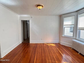 33 Morris St-Unit -2 in Albany, NY - Building Photo - Building Photo