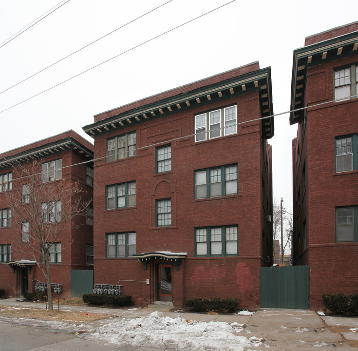 716-718 W 38th St in Kansas City, MO - Building Photo