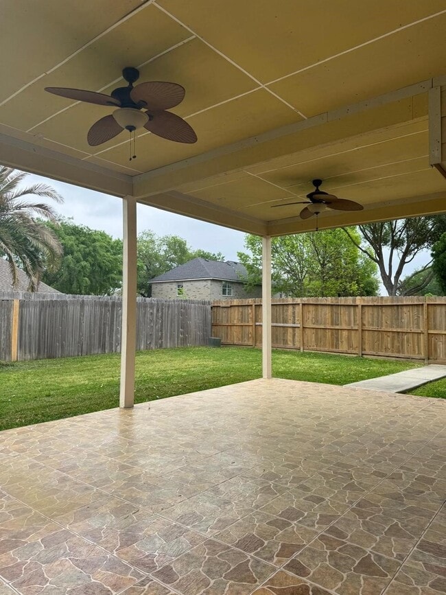 property at 6830 Silver Shores Ln