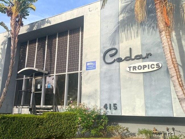415 E Cedar Ave in Burbank, CA - Building Photo - Building Photo