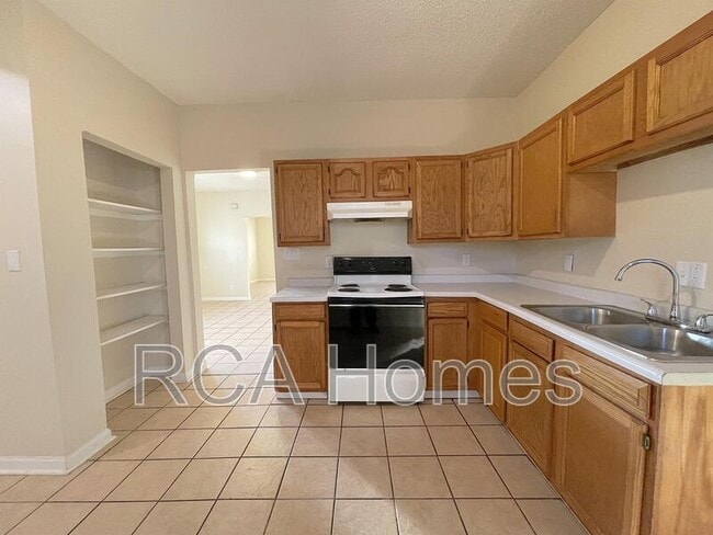 property at 421 Leeds Ave
