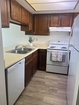 8257 W Santa Cruz Blvd, Unit 2 in Arizona City, AZ - Building Photo