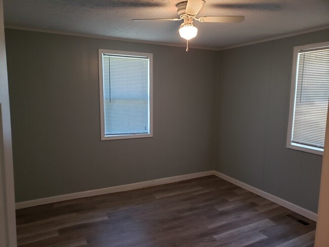 property at 941 Brewton Lovett Rd