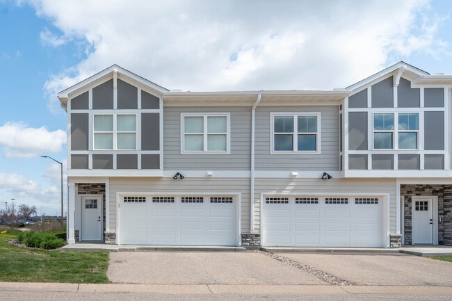 NOW OPEN - NEW CONSTRUCTION: Gateway Court...