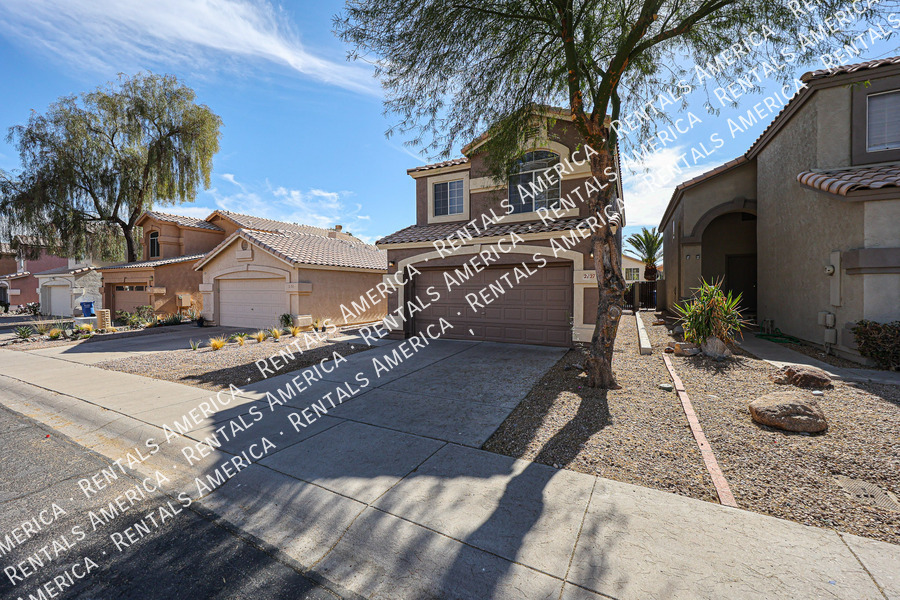 2127 E Nighthawk Wy in Phoenix, AZ - Building Photo