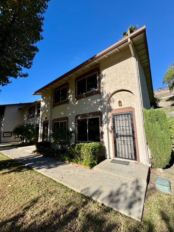 property at 6624 Bell Bluff Ave