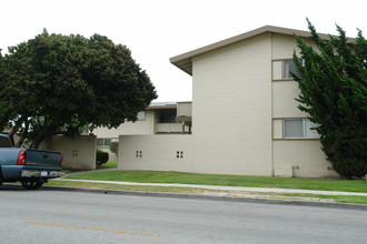 929-945 University Ave in Salinas, CA - Building Photo - Building Photo