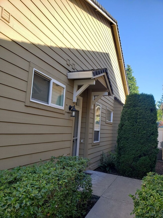 7107 NE 57th St in Vancouver, WA - Building Photo - Building Photo