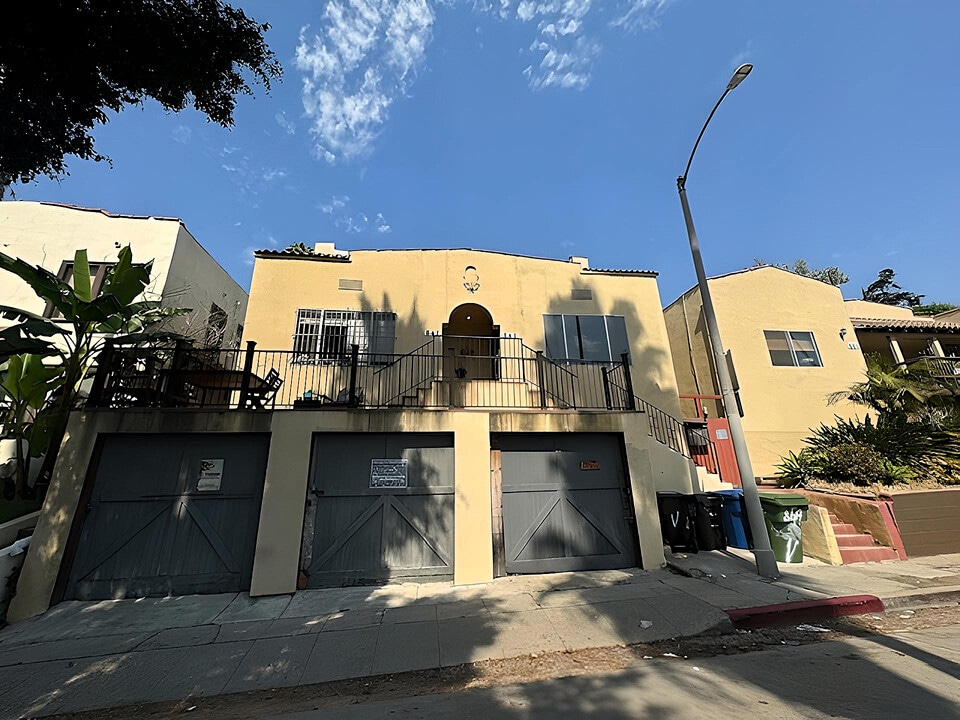 849 N Vendome St, Unit 849 N. Vendome St. in Los Angeles, CA - Building Photo