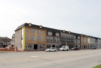 4140 Fairview St in Burlington, ON - Building Photo - Building Photo