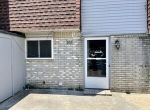202 Jason Dr in Norman, OK - Building Photo - Building Photo