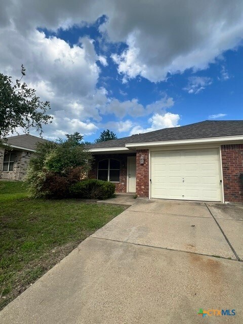 607 Olaf Dr in Temple, TX - Building Photo