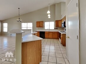 3828 W Mariposa Grande Ln in Glendale, AZ - Building Photo - Building Photo