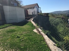 2443 Old Dufur Rd in The Dalles, OR - Building Photo - Building Photo