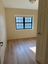 12 Florence St, Unit 309 in Malden, MA - Building Photo - Building Photo