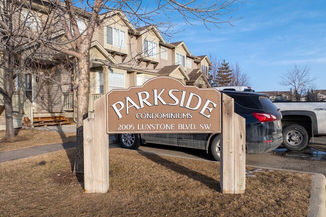 Parkside Condominiums in Airdrie, AB - Building Photo - Building Photo