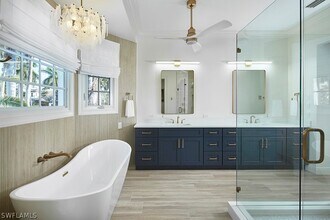 720 17th Ave S in Naples, FL - Building Photo - Building Photo