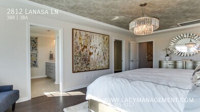 2812 Lanasa Ln in Apex, NC - Building Photo - Building Photo