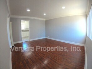 4029 W 122nd St in Hawthorne, CA - Building Photo - Building Photo