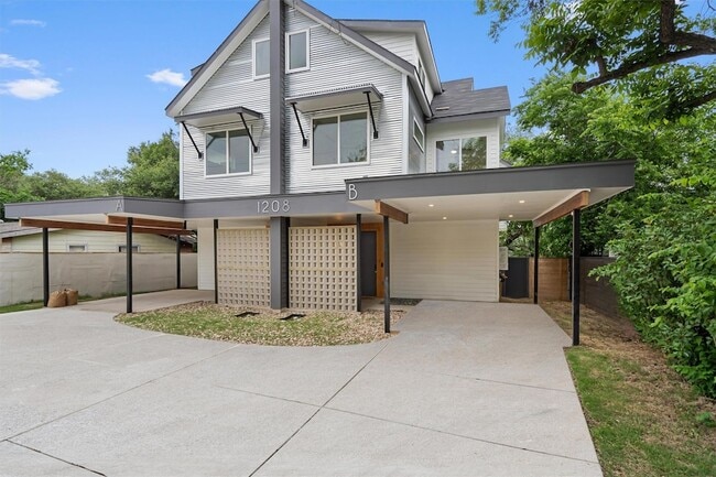 property at 1208 W Oltorf St