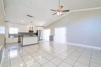 2200 Country Field Way in Kissimmee, FL - Building Photo - Building Photo