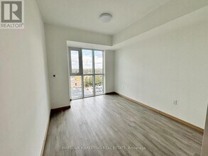 3421 Sheppard Ave E in Toronto, ON - Building Photo - Building Photo