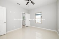 309 W Saint Helena Ave, Unit 1 photo'