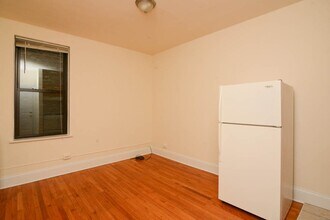 2737 N Spaulding Ave in Chicago, IL - Building Photo - Building Photo