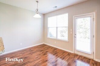 302 Oglethorpe Cir in Moncks Corner, SC - Building Photo - Building Photo