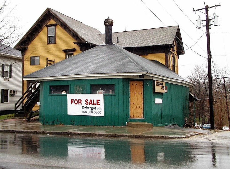 657 Main St in Clinton, MA - Building Photo