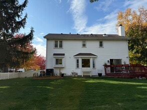 284 Washo Dr in Lake Zurich, IL - Building Photo - Building Photo