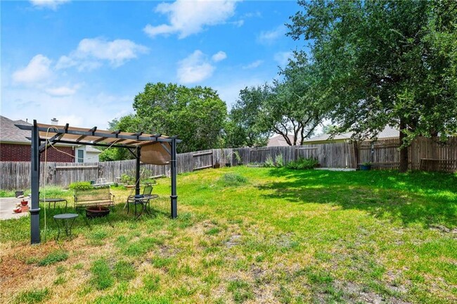 717 Adler Falls Ln in Round Rock, TX - Foto de edificio - Building Photo